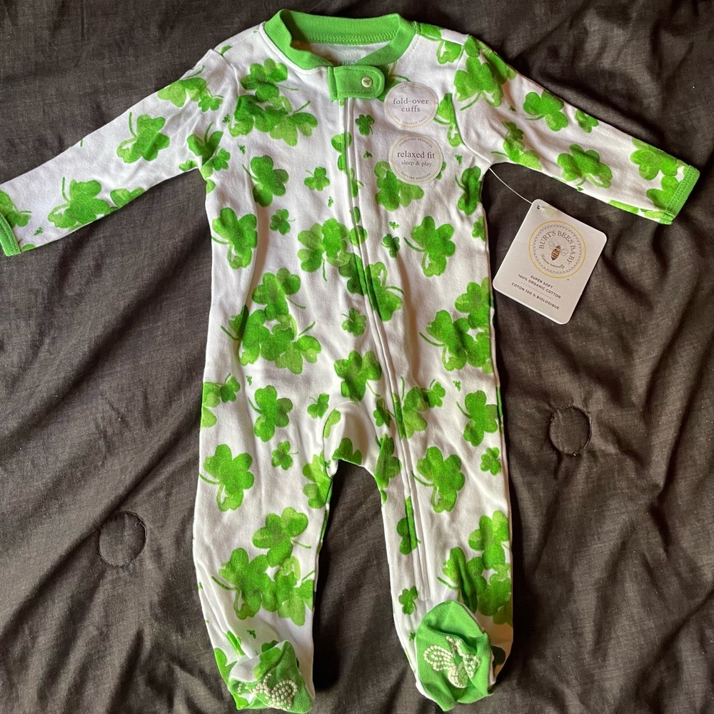 NWT Burt’s Bees Sleeper